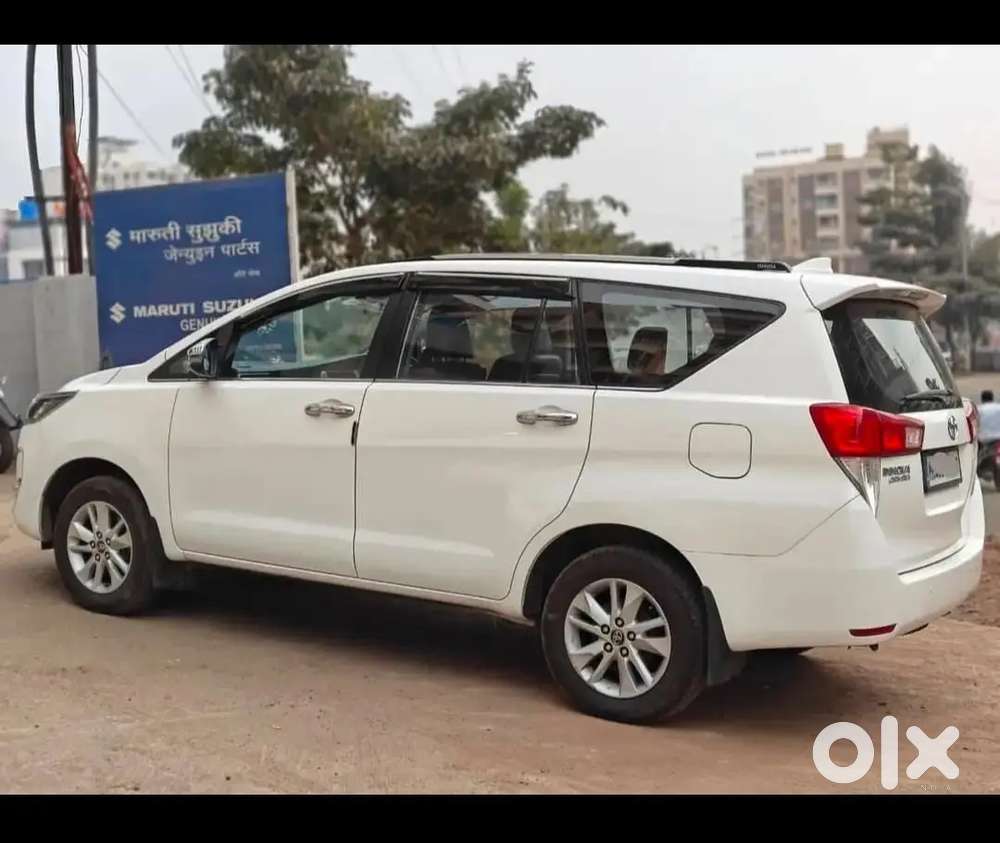 Toyota Innova Crysta 2018