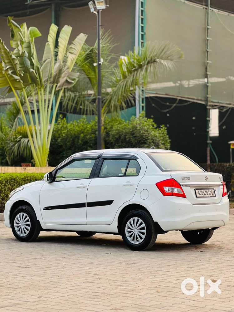 Maruti Suzuki Swift Dzire Vxi Optional, 2016, Petrol