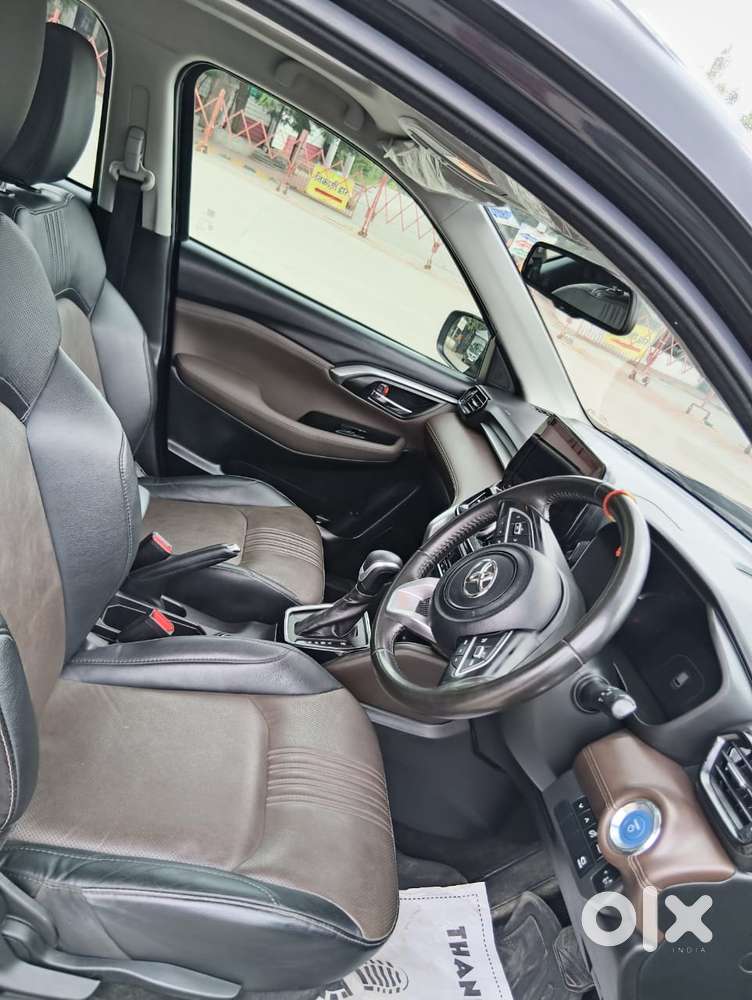 Toyota Urban Cruiser Hyryder 1.5 V Hybrid, 2024, Petrol