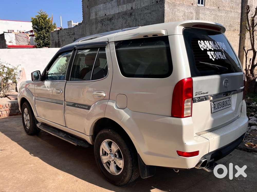 Tata Safari Storme 2017 Diesel Variant