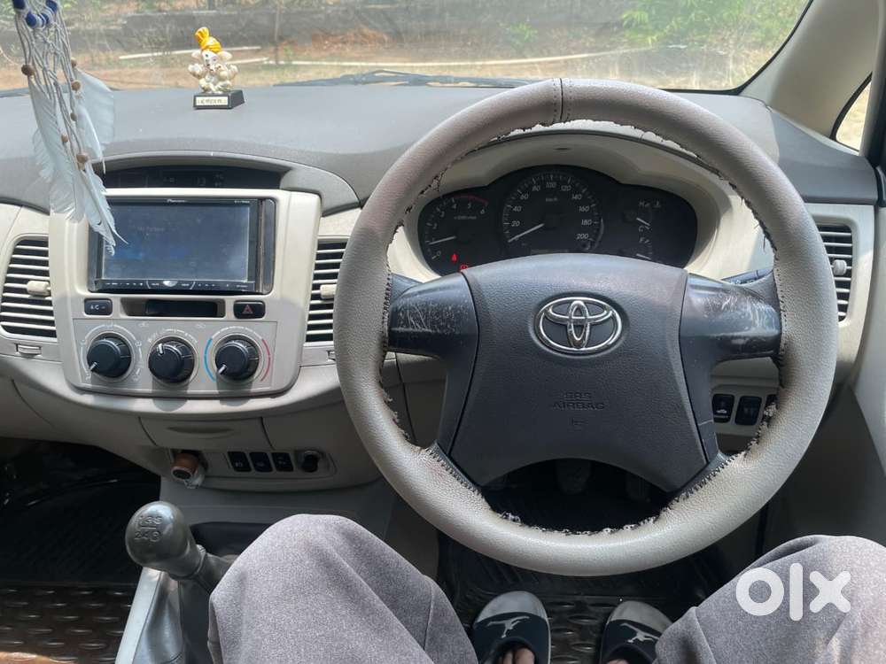 Toyota Innova 2.5 Gx (diesel) 8 Seater Bs Iv, 2013, Diesel