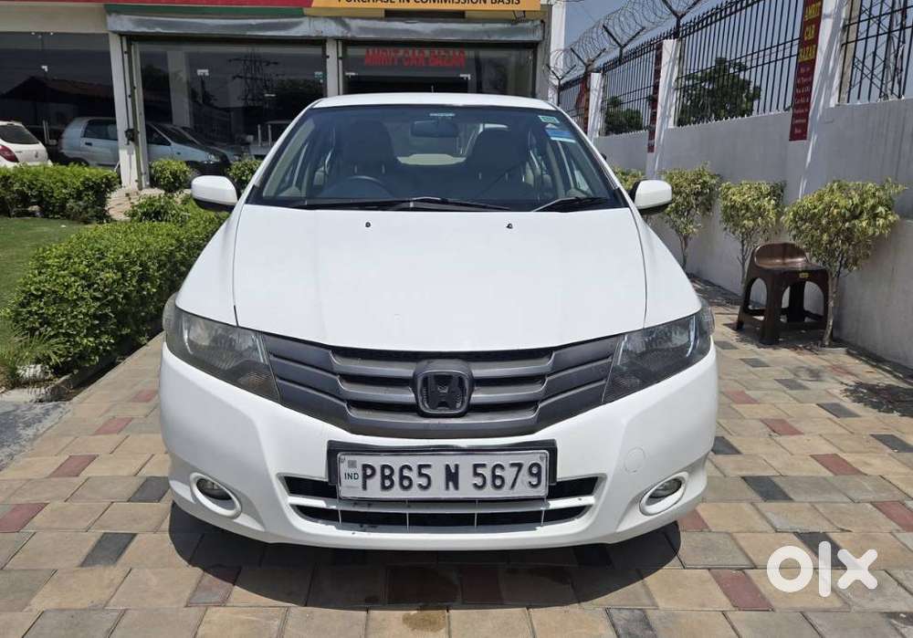 Honda Amaze Vx 1.2 Petrol Cvt, 2011, Petrol