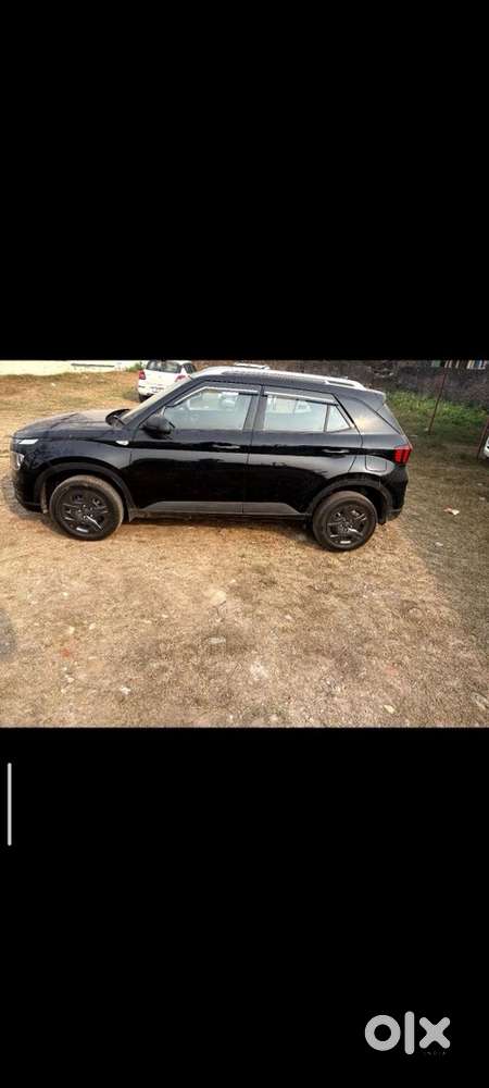 Hyundai Venue Splus Sunroof Petrol 2025
