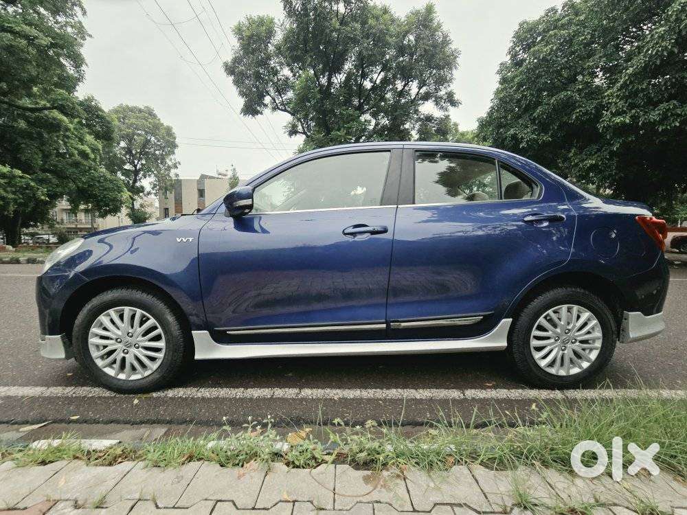 Maruti Suzuki Swift Dzire 1.2 Zxi Bsiv, 2018, Petrol