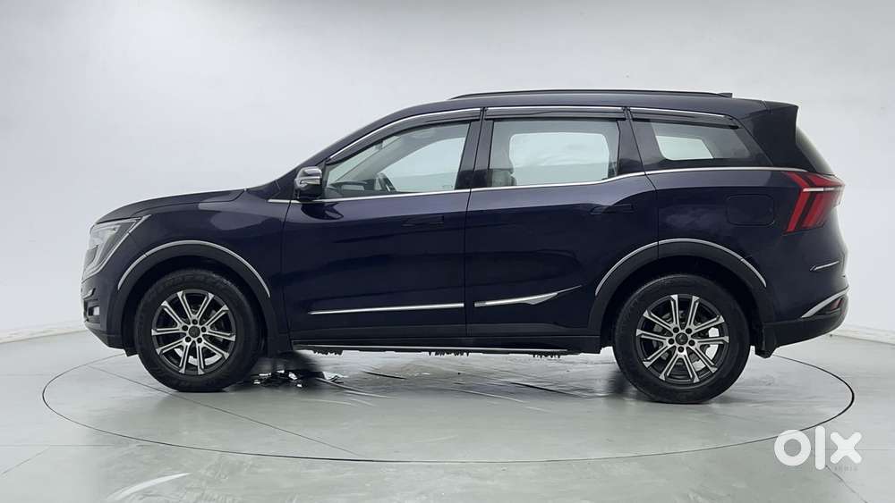 Mahindra Xuv700 2.0 Ax 7 Petrol At Str, 2023, Petrol