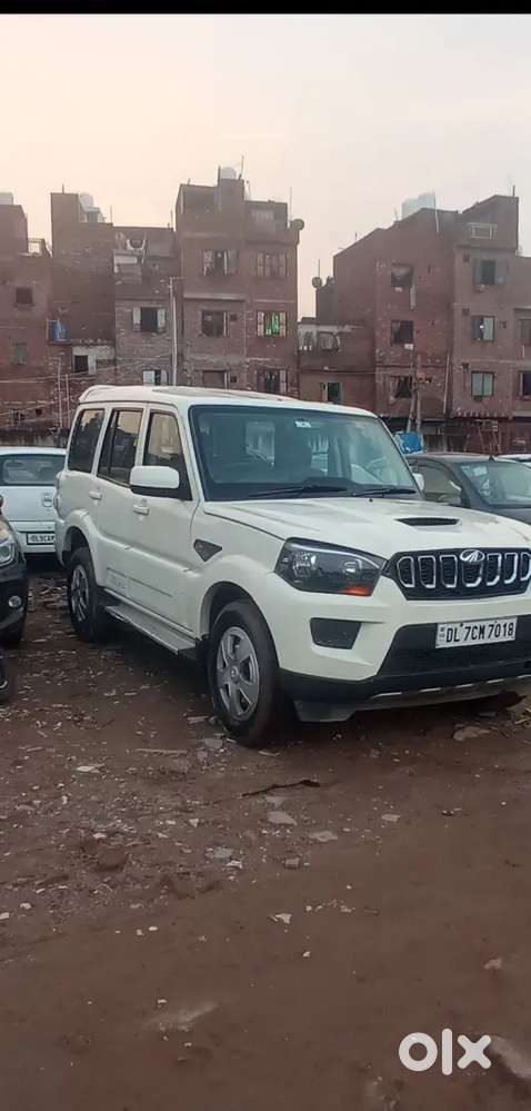 Scorpio Diesel 2017 Model New Bettry Duble Key Good Condition Tayar50%