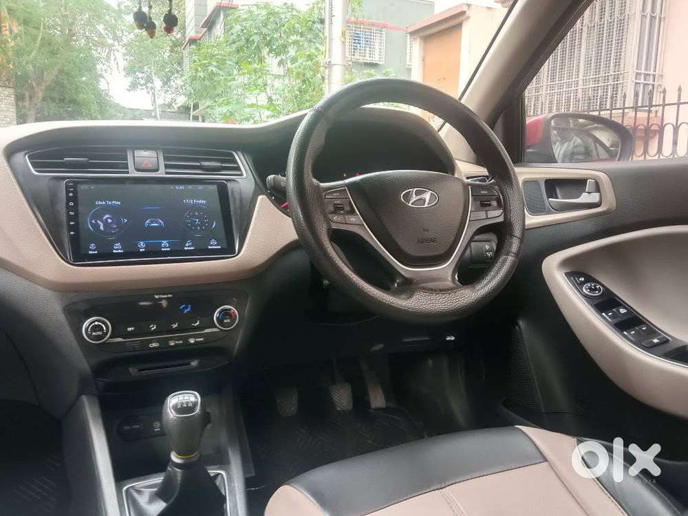 Hyundai I20 Petrol Asta Option, 2018, Petrol