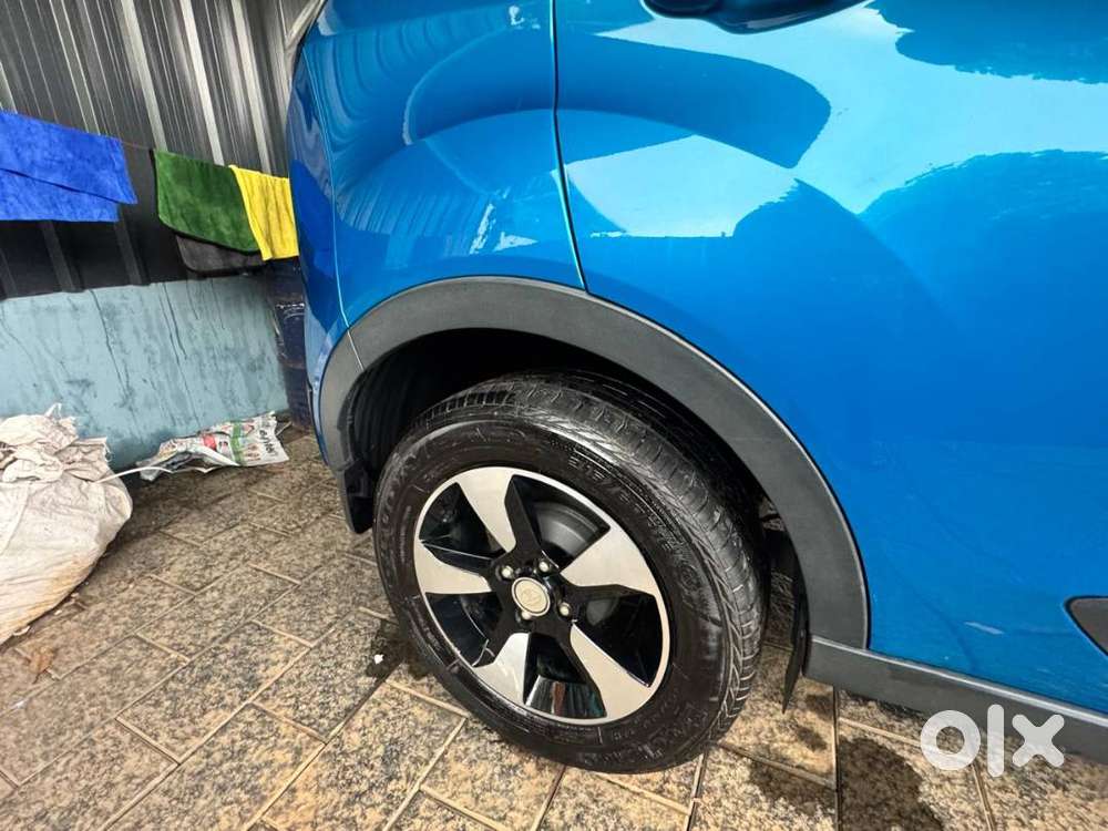 Tata Nexon Xza Plus-moroccan Blue