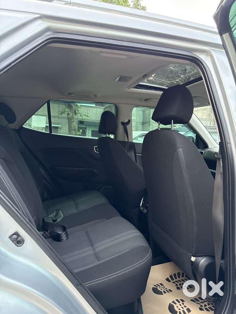 Hyundai Venue 1.0 Sx (o) Turbo Dct, 2019, Petrol