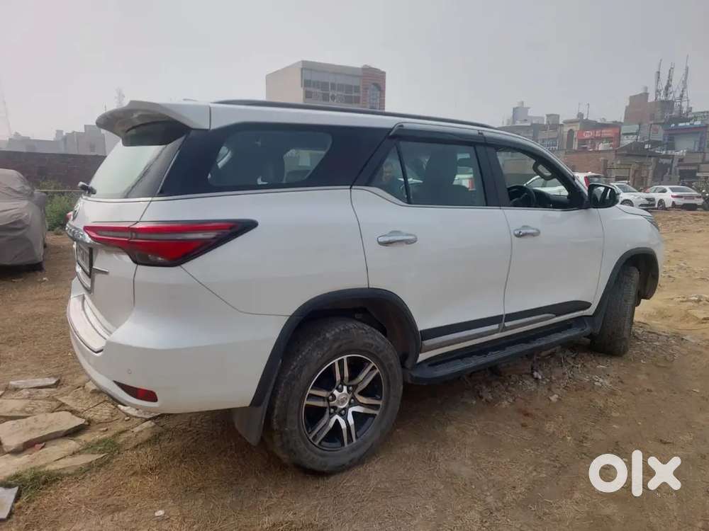 Toyota Fortuner 2021 Diesel Well Maintained