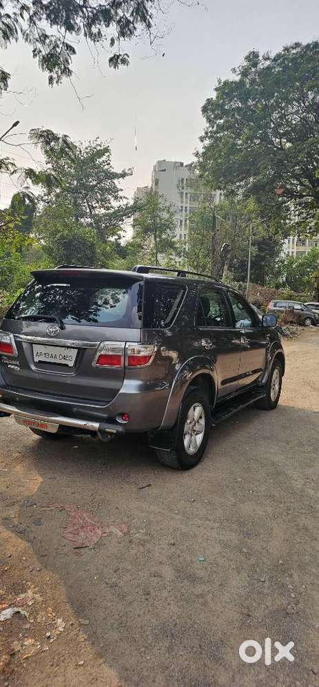 Toyota Fortuner 3.0 4x4 Manual, 2011, Diesel