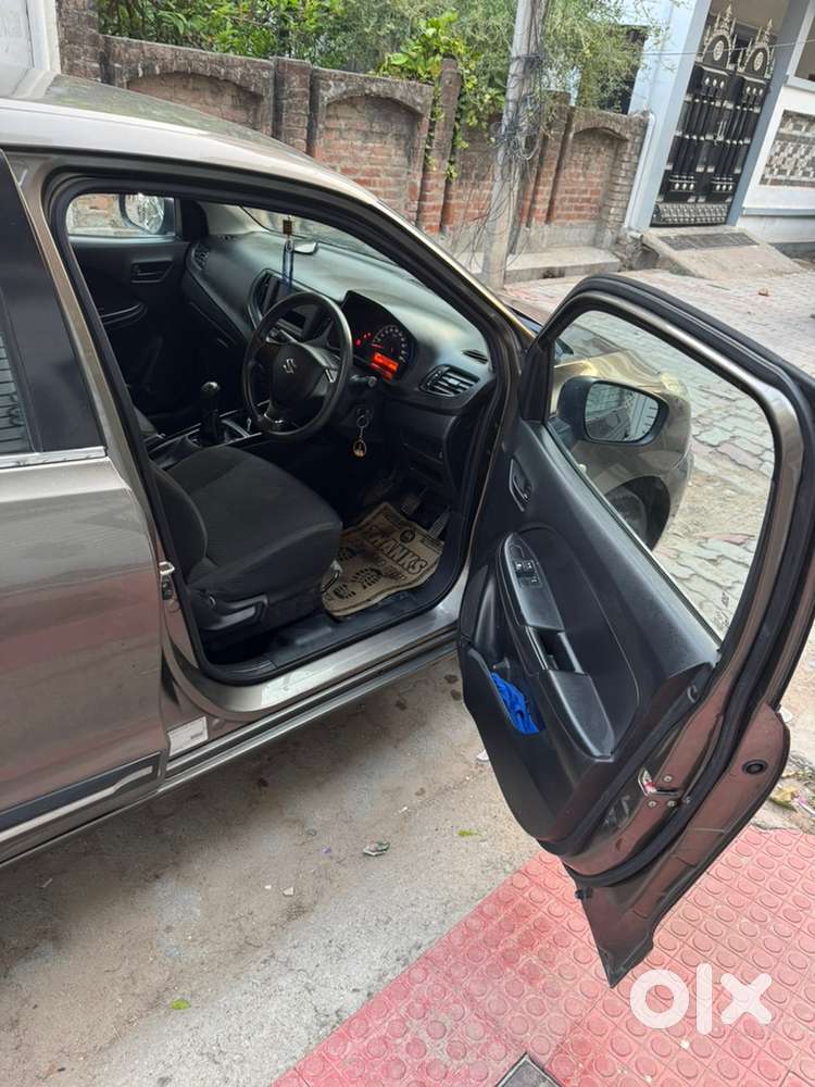 Maruti Baleno Sigma 2020 Petrol Up32