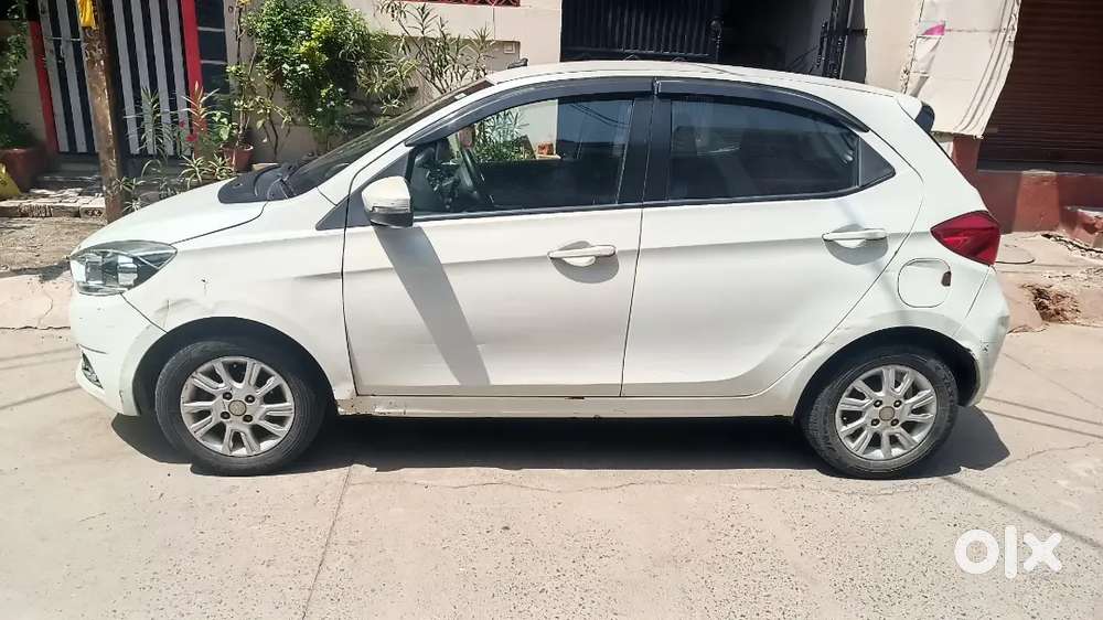 Tata Tiago 2017 Petrol Well Maintained