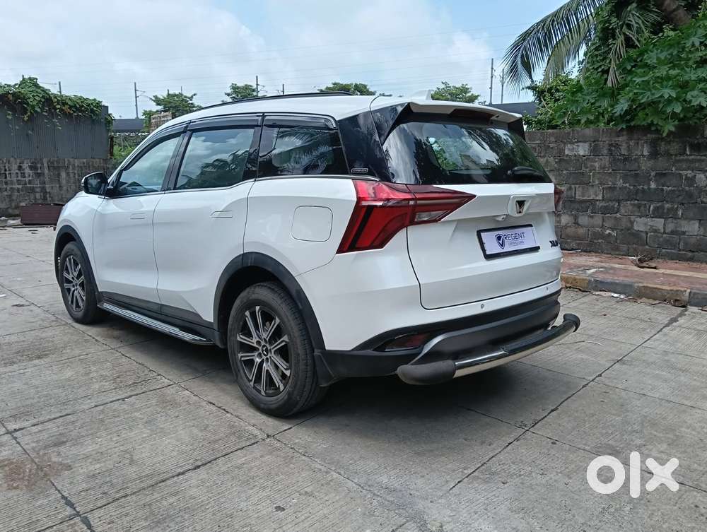 Mahindra Xuv700 2.0 Ax 7 Petrol At Str, 2025, Petrol