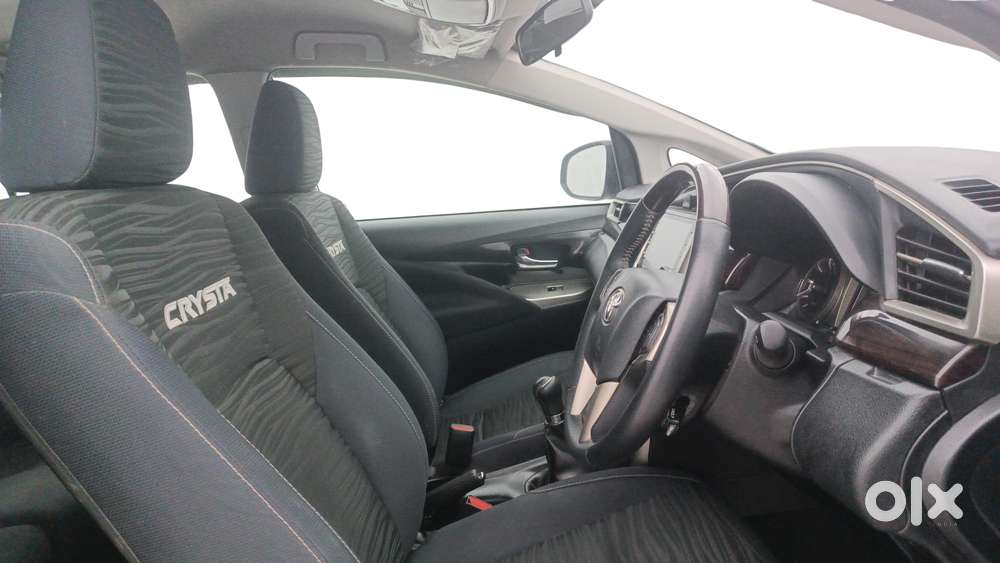 Toyota Innova Crysta [2020-ongoing] 2.4 Vx 8 Str, 2022, Diesel