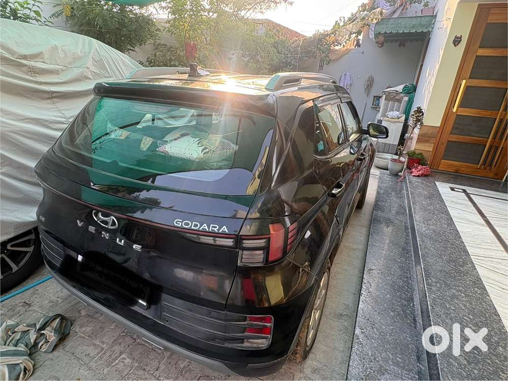 Hyundai Venue Petrol 2022