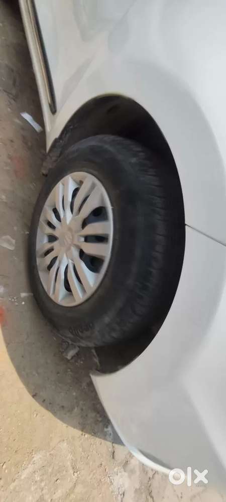 Maruti Suzuki Dzire 1.2 Vxi, 2022, Petrol