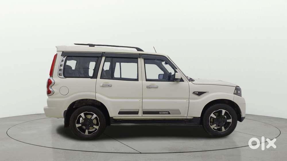 Mahindra Scorpio Classic 2.2 S 11 Mt 7 Str, 2023, Diesel