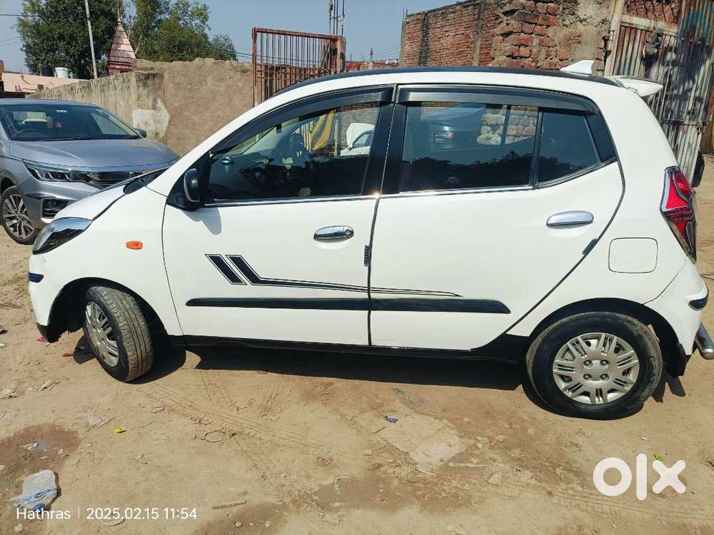 Hyundai Grand I10 Prime 2017 Cng & Hybrids 100000 Km Driven