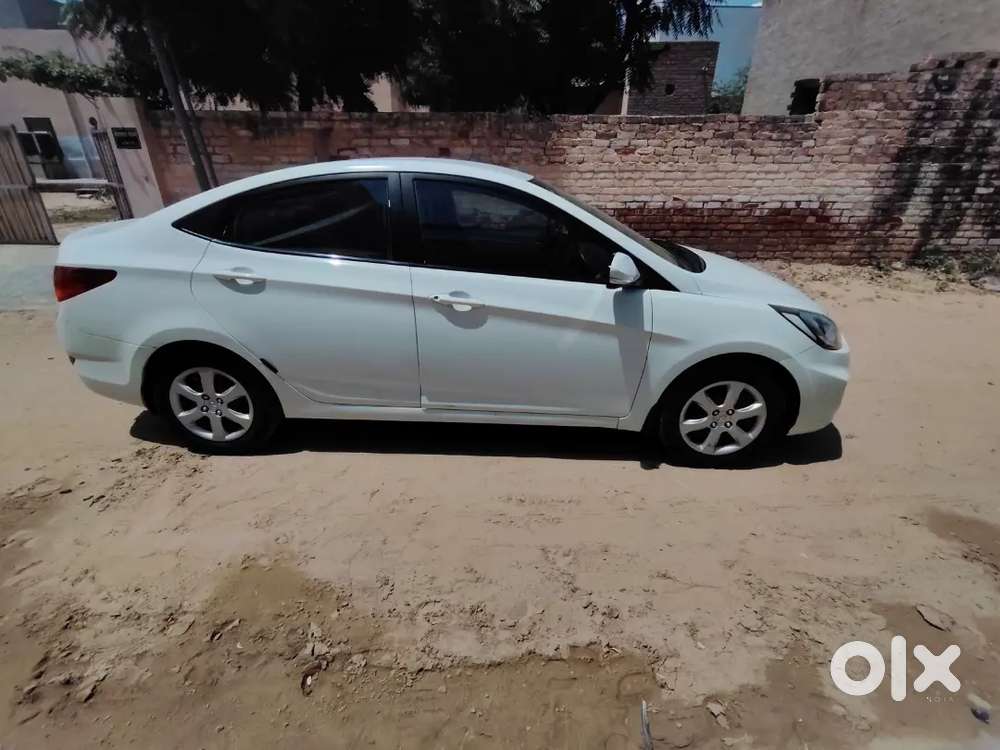 Hyundai Verna Fluidic 2013 Petrol Manual
