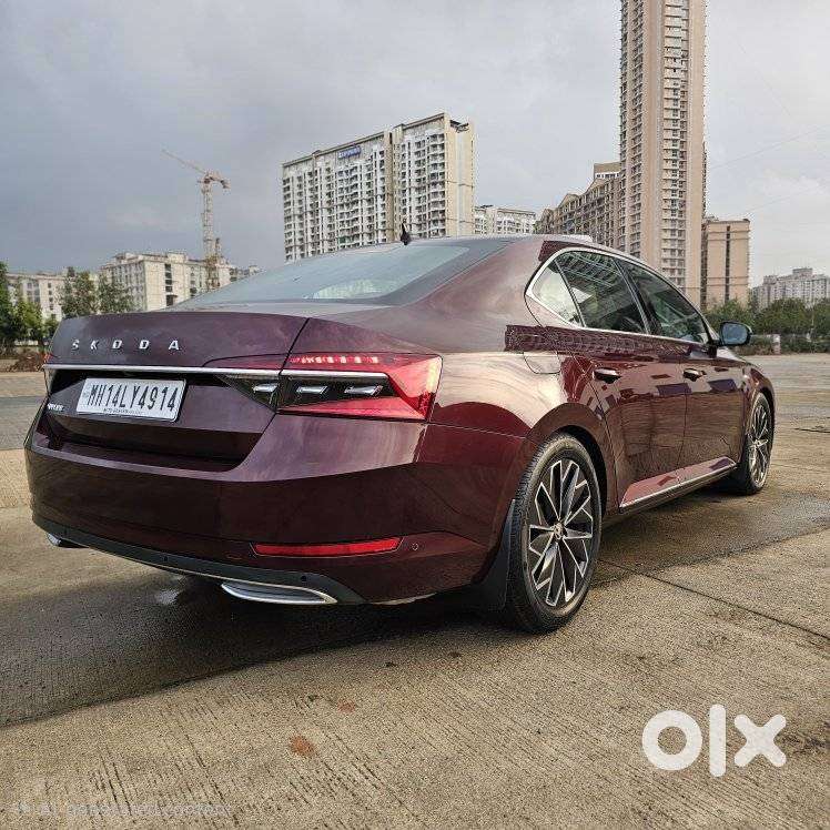 Skoda Superb 2.0 L&k Tsi At, 2024, Petrol