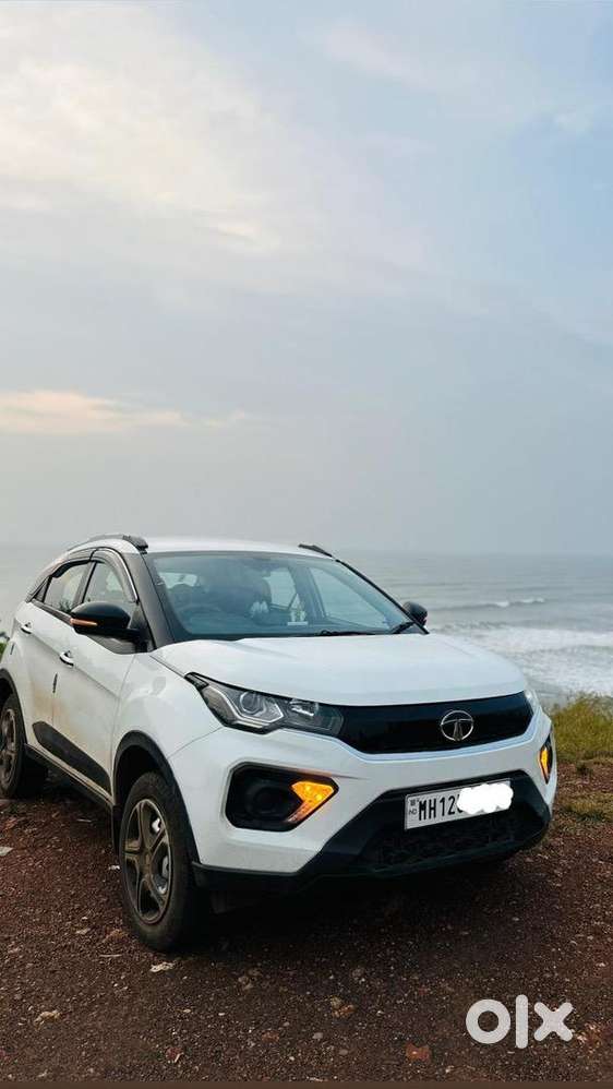 Tata Nexon Xe Petrol  Nov 2022  19,800 Km  Excellent Condition