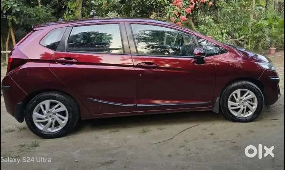 Honda Jazz Petrol 2015 In Top Condition