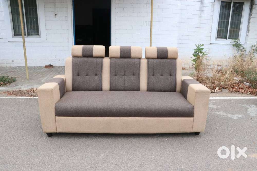 3-Seater Comfortable Fabric Sofa – Good Condition