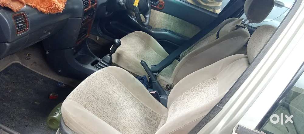 Maruti Suzuki Esteem 2004