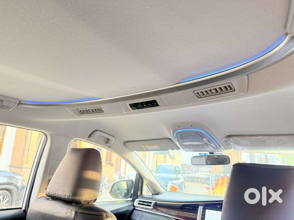 Toyota Innova Crysta 2.4 V 7 Str, 2022, Petrol