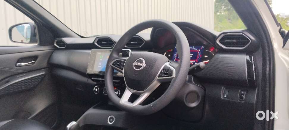 Nissan Magnite Tekna Ez Shift, 2025, Petrol
