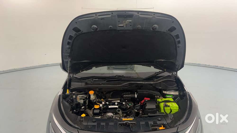 Tata Altroz Xz, 2021, Petrol