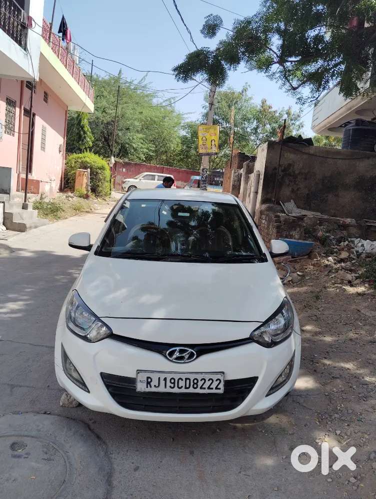 Hyundai I20 Sportz Abs 2013