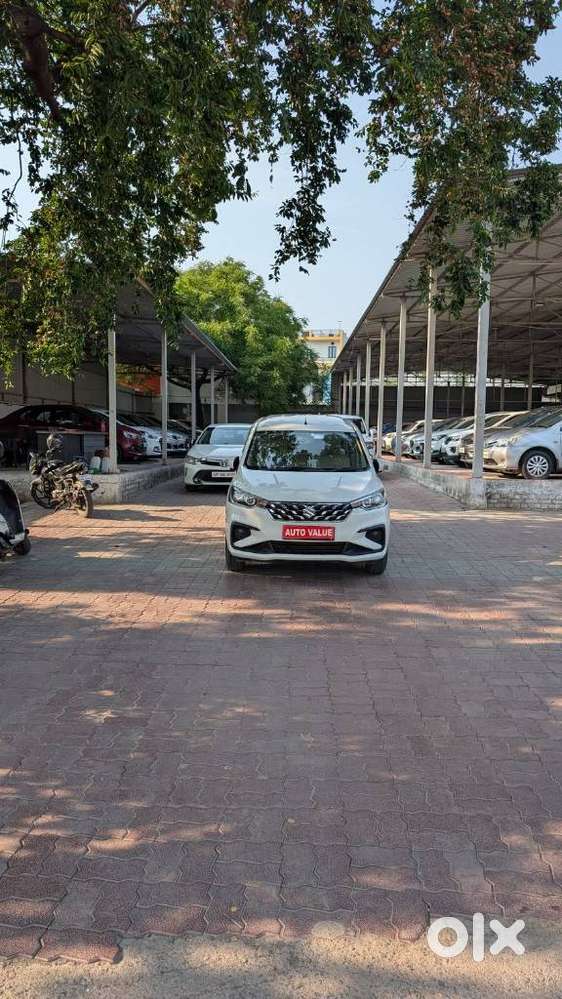 Maruti Suzuki Ertiga Vxi Abs Bs Iv, 2024, Petrol