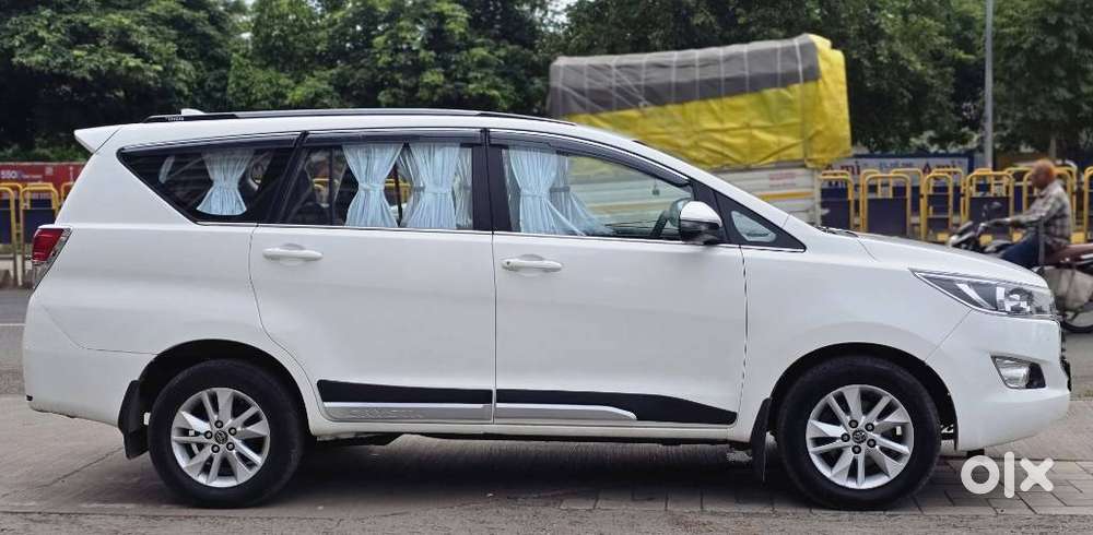 Toyota Innova Crysta 2.4 G Mt, 2018, Diesel