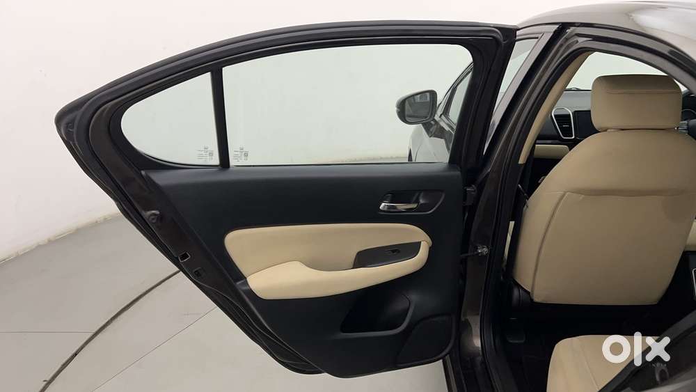 Honda City I-vtec V, 2021, Petrol