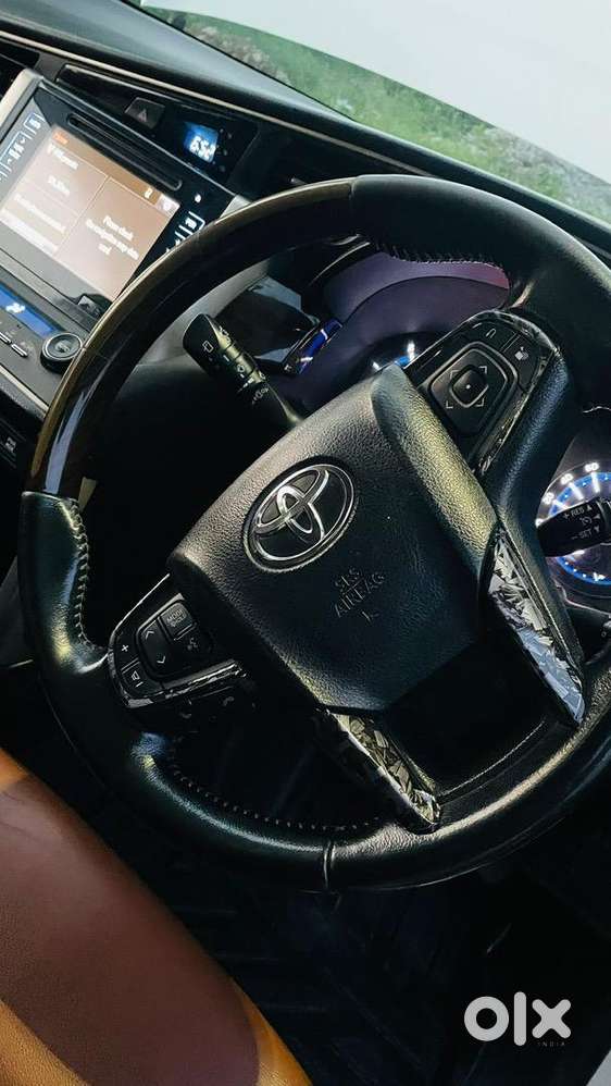 Kl 01 Toyota Innova Crysta 2016 2.8 Z Automatic Diesel Well Maintained