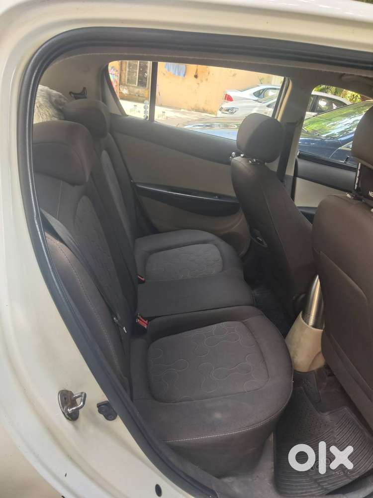 Hyundai I20 2011 Cng & Petrol Good Condition