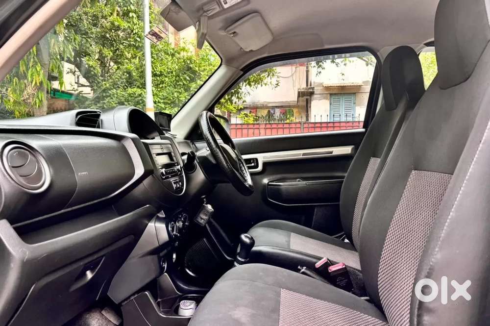 Maruti Suzuki S-presso Vxi, 2024, Petrol