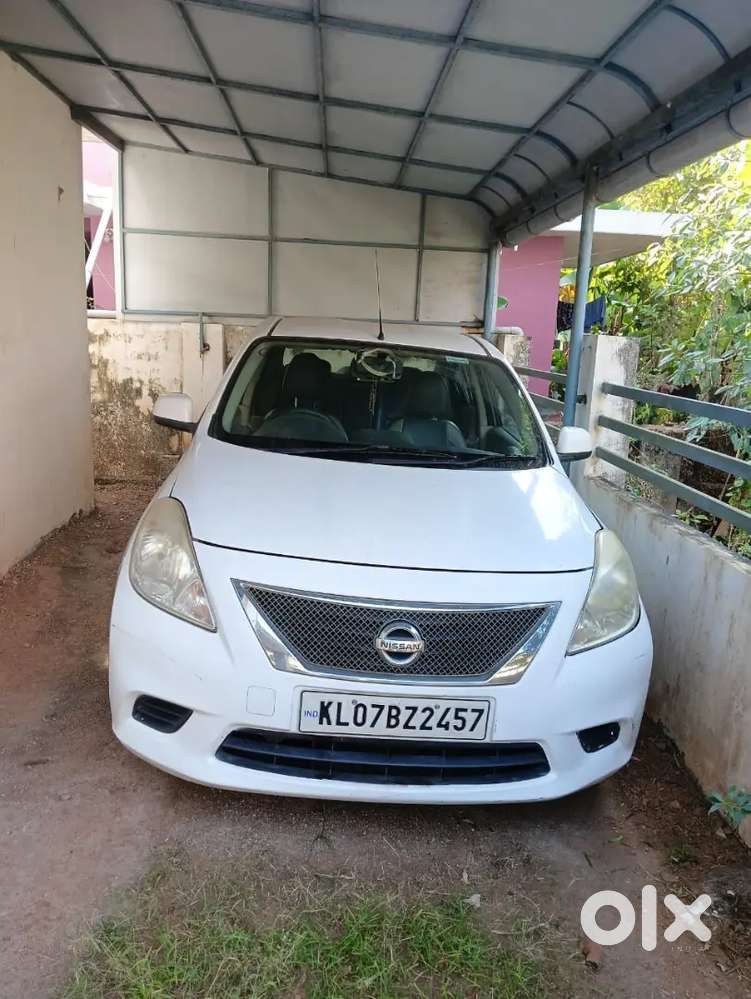 Nissan Sunny 2014