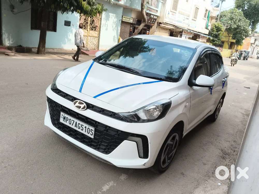 Hyundai Aura Sx Cng 2025