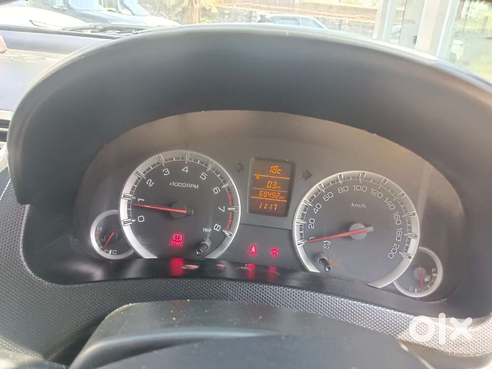 Maruti Suzuki Swift Vvt Zxi, 2013, Petrol