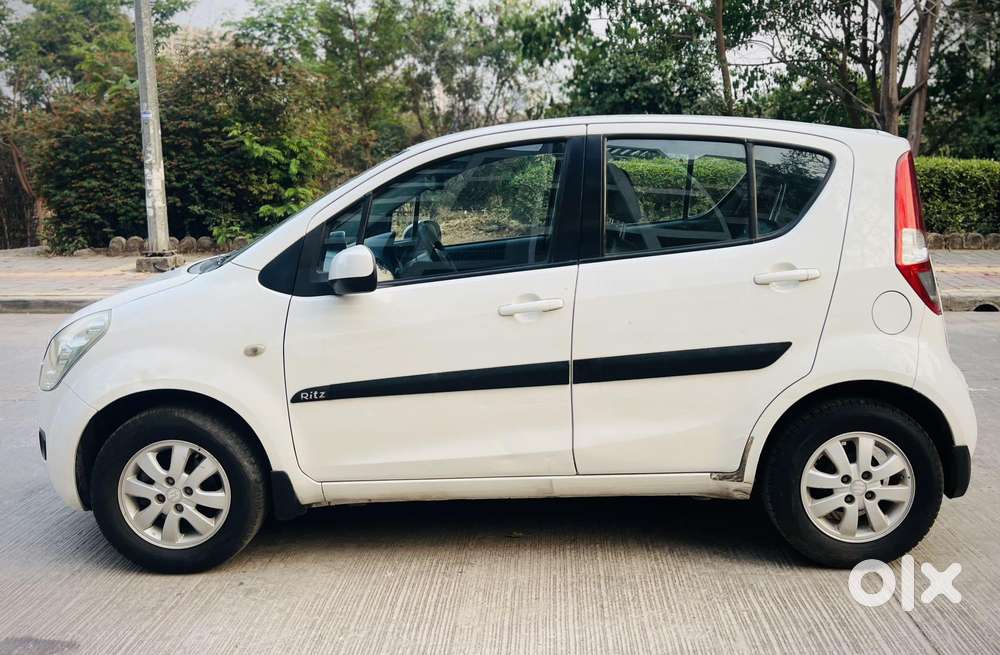 Maruti Suzuki Ritz Zxi Abs, 2011, Petrol