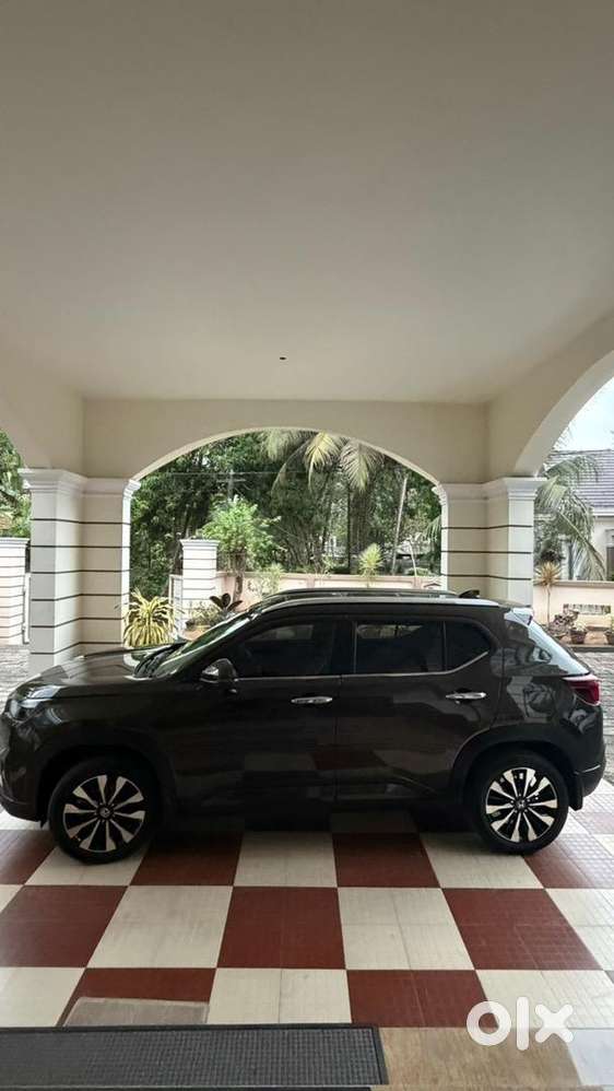 Honda Elevate Automatic