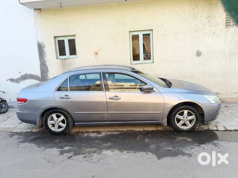 Accord Cng + Petrol 2006