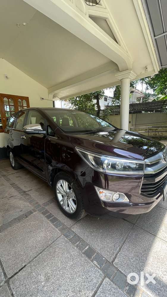 Toyota Innova Crysta 2018