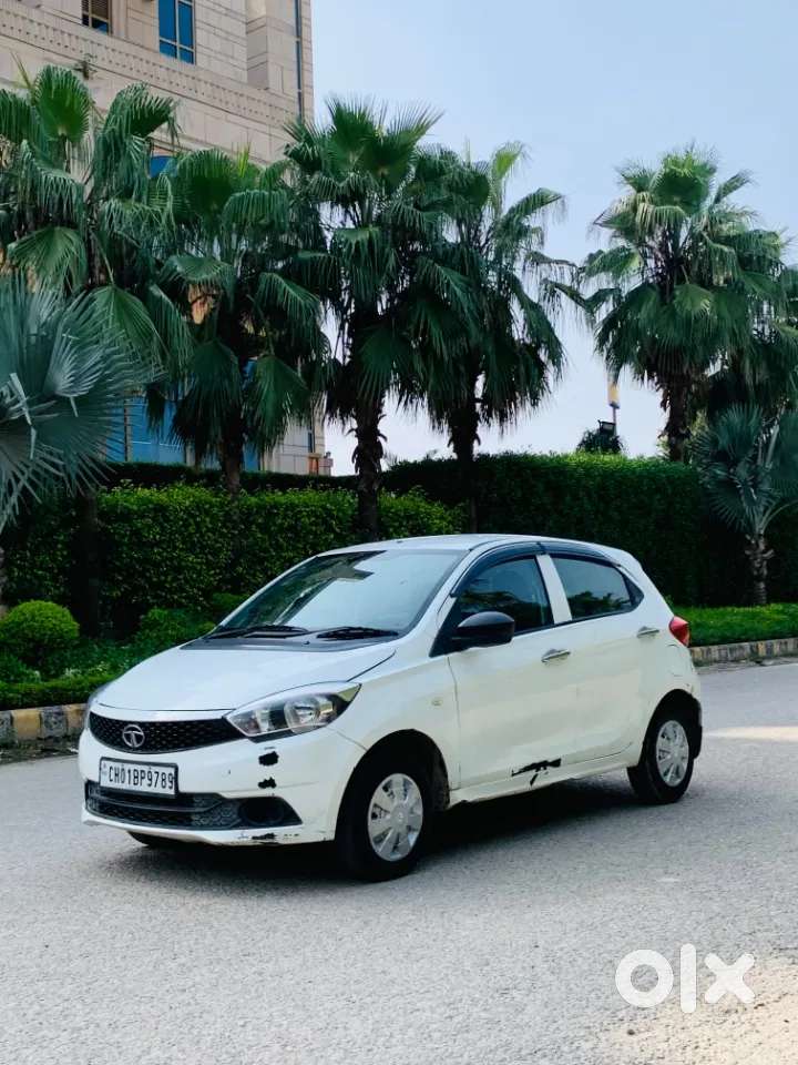 Tata Tiago 1.2 Revotron Xm, 2017, Petrol