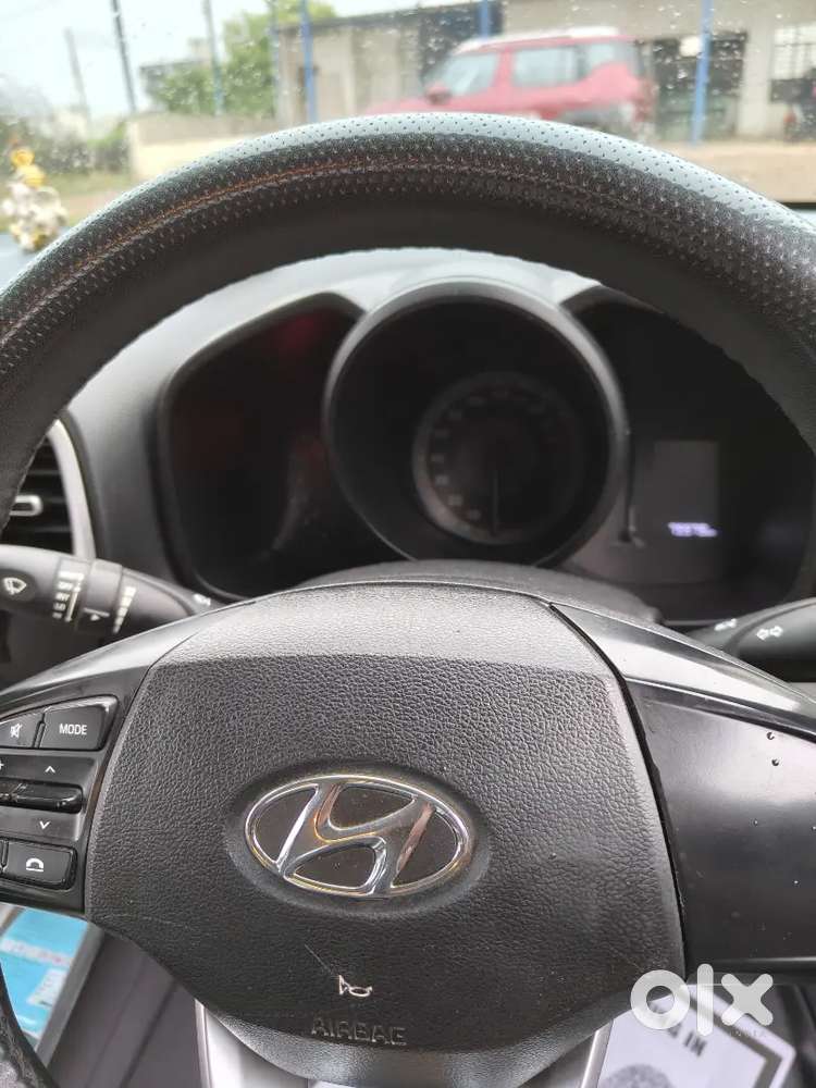 Hyundai Venue Petrol 2021