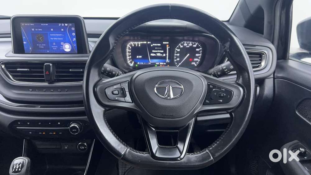 Tata Altroz 1.2 Xz Plus Dark Edition, 2022, Petrol