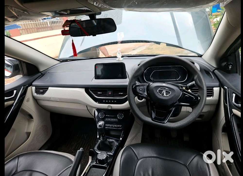 Tata Nexon Petrol 2021